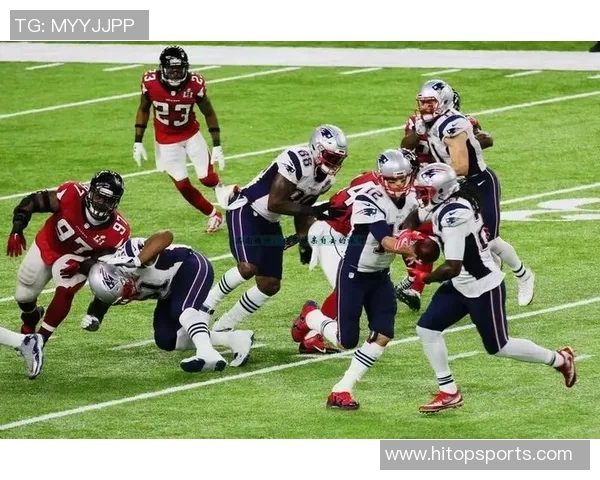 美式足球明星汤姆的传奇人生与赛场辉煌成就揭秘 美式足球明星汤姆的传奇人生与赛场辉煌成就揭秘